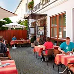Zur Post Hotel 3*